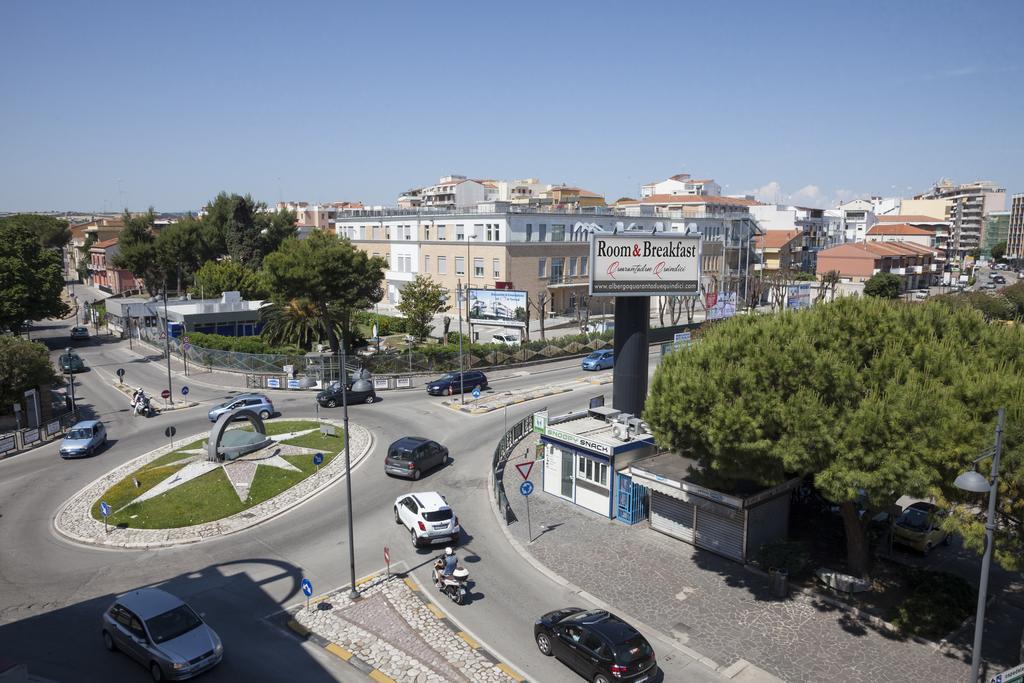 Quarantadue Quindici Hotel Termoli Exterior foto